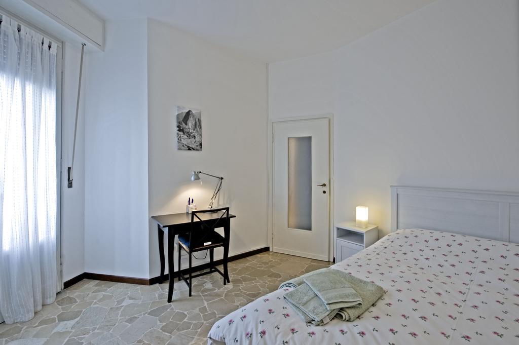 Apartment Chiesarossa Milaan Kamer foto