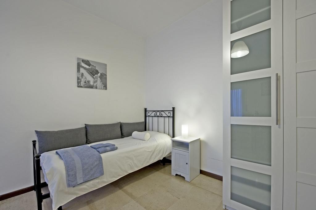 Apartment Chiesarossa Milaan Kamer foto